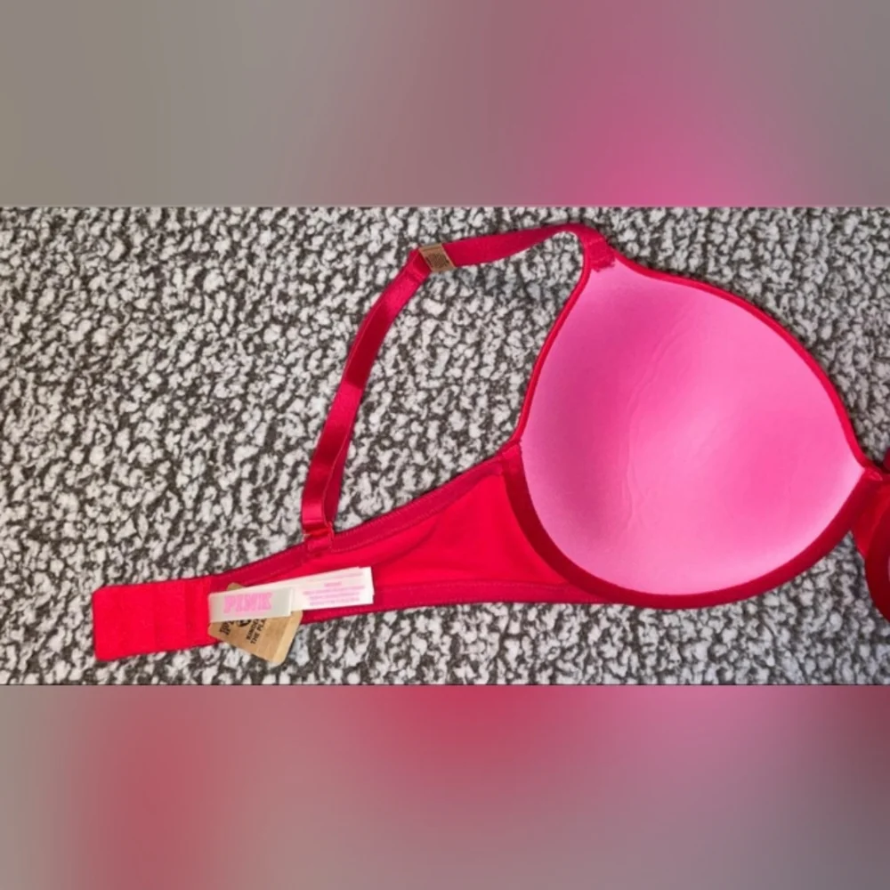 NWT PINK VS T-SHIRT BRAS RED SIZE 38D - Picture 3 of 8